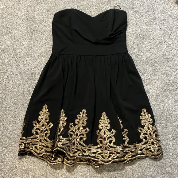 TFNC strapless prom dress - Picture 1 of 4